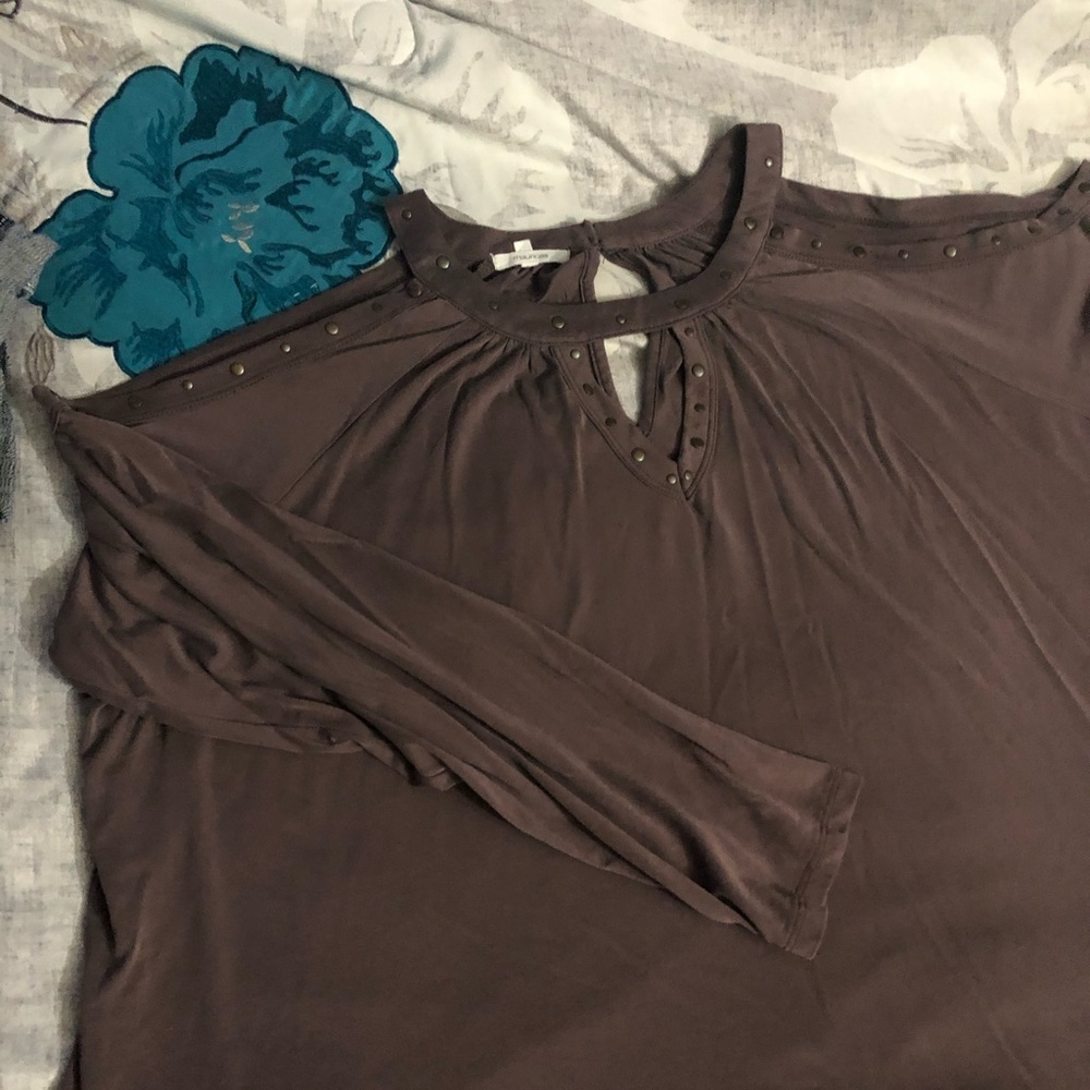 Maurice’s size 3  grey/brown shirt
